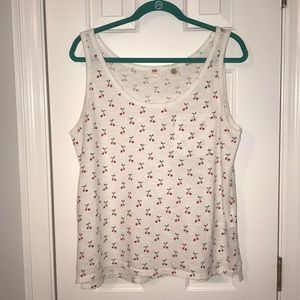 SOLD Last days! Levi’s Cherry Print Tank Size L